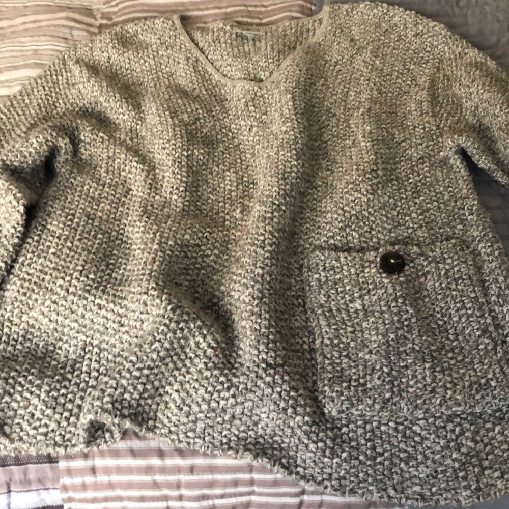 Habitat sweater gray small
